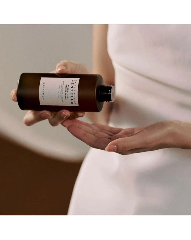 Тонер-эссенция с центелой и пробиотиками SKIN1004 Madagascar Centella Probio-Cica Essense Toner, 210 мл
