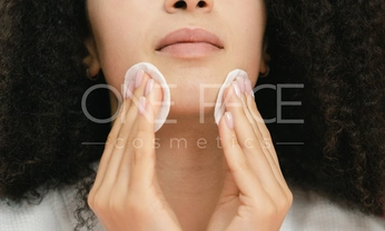 брендові засоби для демакіяжу