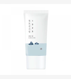 Солнцезащитный крем с морской водой Round Lab 1025 Dokdo Sunscreen, 50 мл
