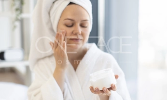 купити зволожуючий крем для обличчя